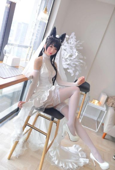欧美制服丝袜美女写真_BD韩语手机在线观看