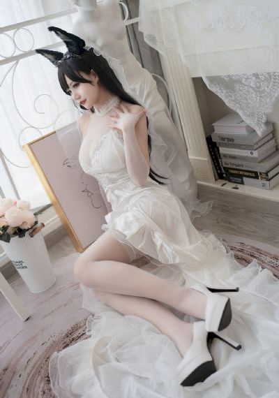 欧美大学美女跳舞_超清神马在线观看
