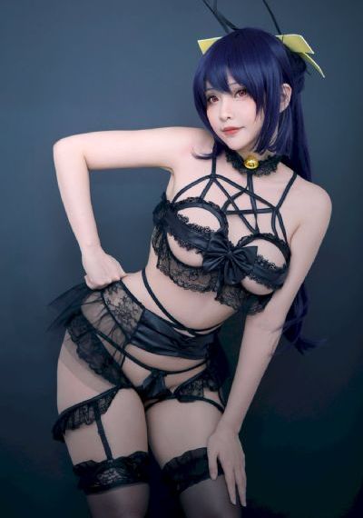 欧美双飞极品艳妇_BD免费观看