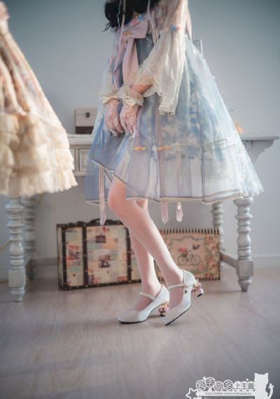 51久久成人国产精品_720电影完整版