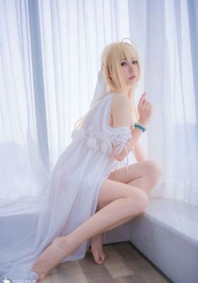 日韩泳装美女组图_全集神马影院