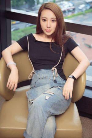 欧美墨镜男头_BD韩语高清视频观看