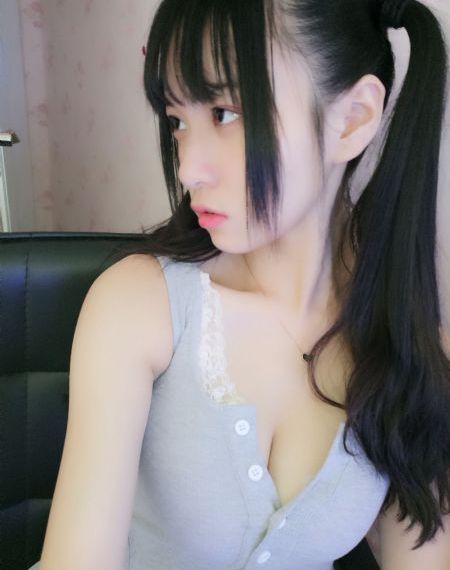 公交上强摁做开腿呻吟文_超清超清在线观看