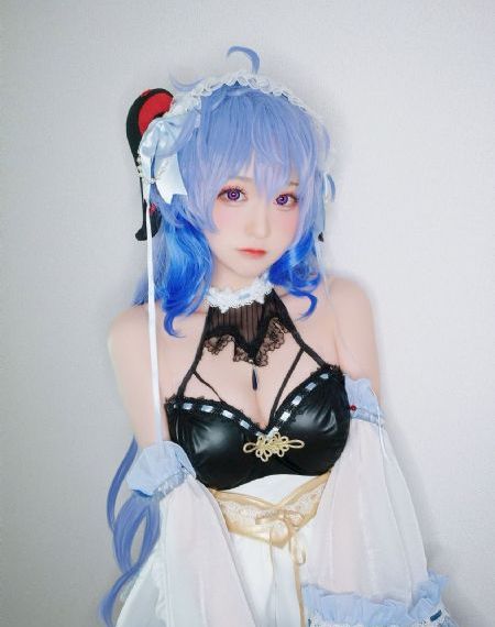 欧美女星意外走光图片_720电影完整版