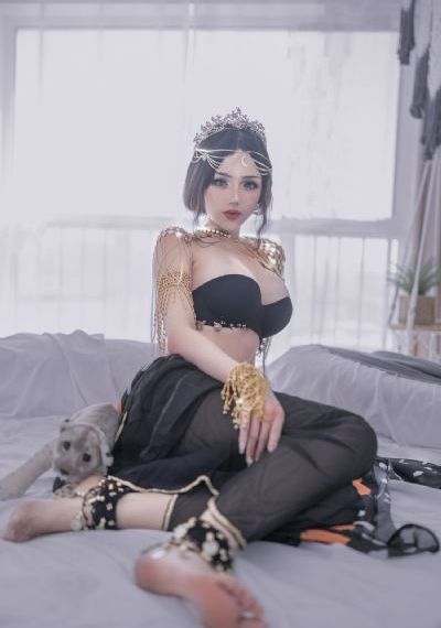 欧美服装公司排名_HD全集免费播放