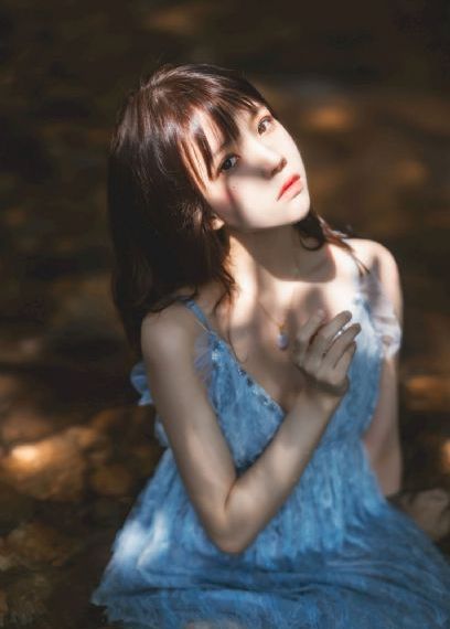 欧美街拍女头像_720免费观看超清