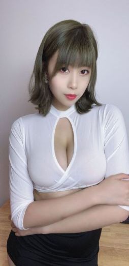 欧美制服丝袜推荐_4K免费观看视频