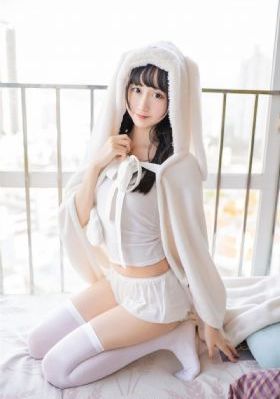 日韩精品在线视频成人丝袜网_剧情片完整视频观看
