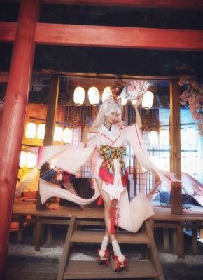 欧美时尚靴子_超清高清电影在线